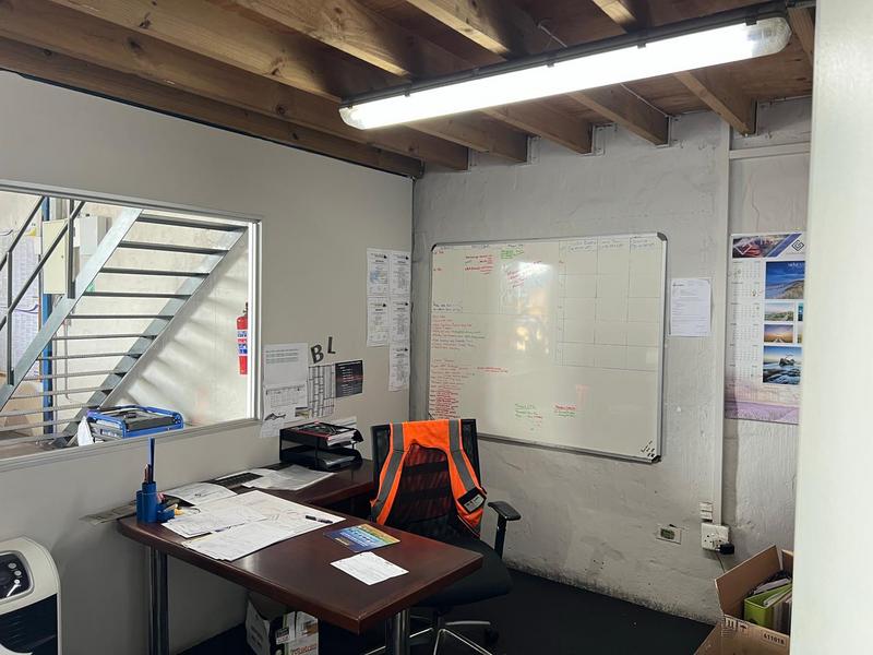 To Let Commercial Property for Rent in Neave Industrial Eastern Cape